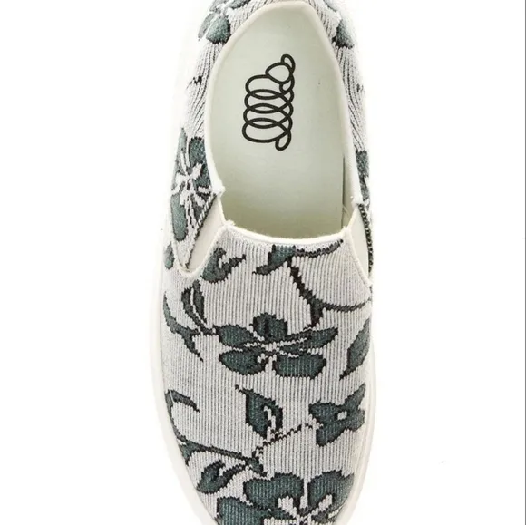 Woolloomooloo Byron Floral Wool Slip-On Sneakers