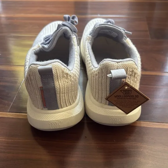 Woolloomooloo women's eden sneaker in Ice Lavender Merino Wool size 37/7