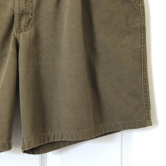 Woolrich 80's Vintage Preppy Pleated Twill Relaxed Fit Chino Shorts Green 38