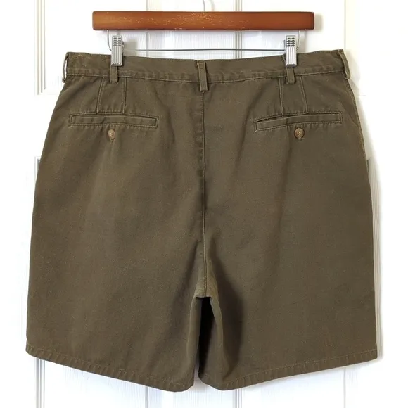 Woolrich 80's Vintage Preppy Pleated Twill Relaxed Fit Chino Shorts Green 38