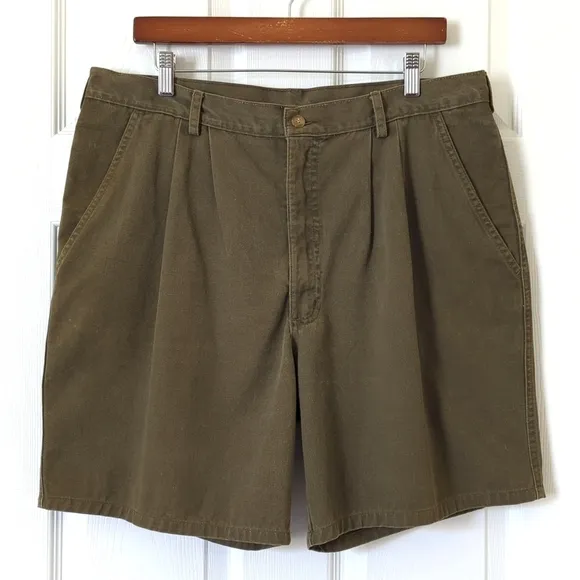 Woolrich 80's Vintage Preppy Pleated Twill Relaxed Fit Chino Shorts Green 38