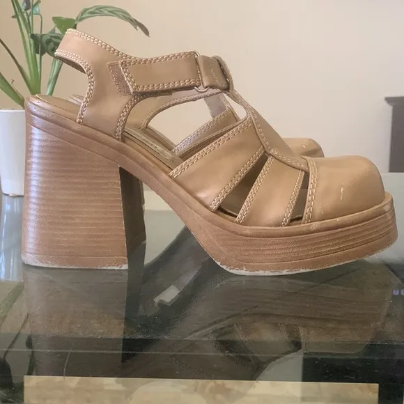 Y2K CLASSIFIED FLARED CHUNKY HEEL SANDALS
