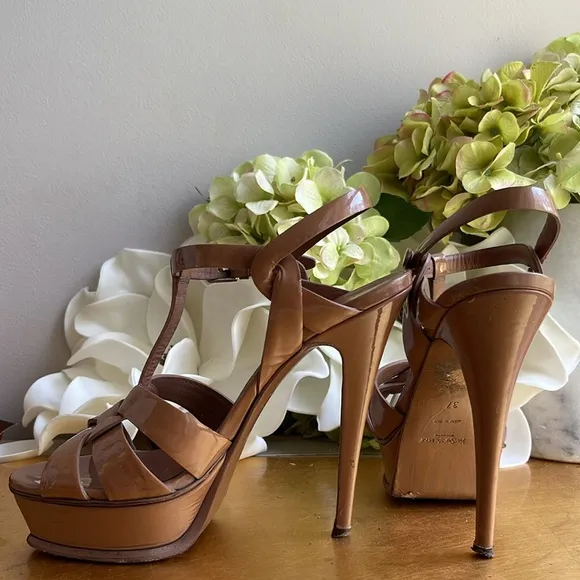 Yves Saint Laurent Brown Patent Leather Tribute Platform Sandals | Fixer…