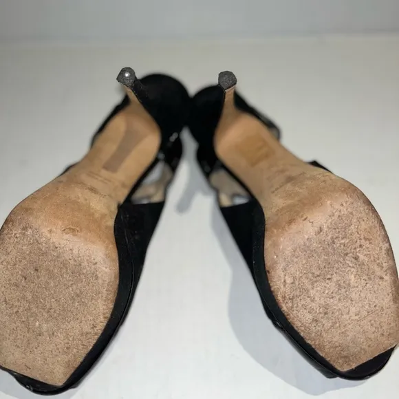 Yves Saint Laurent Sandals