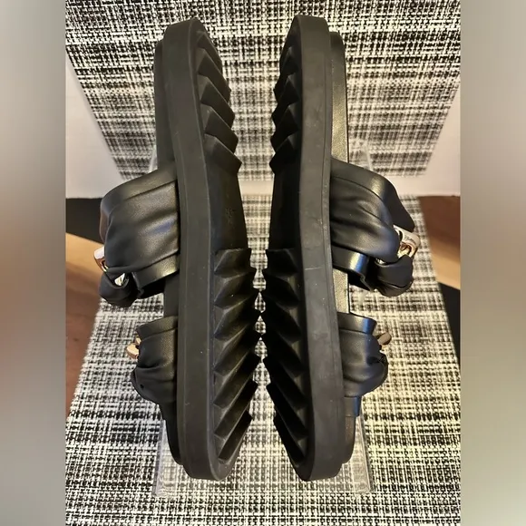 ZARA Chunky Chain Sandals