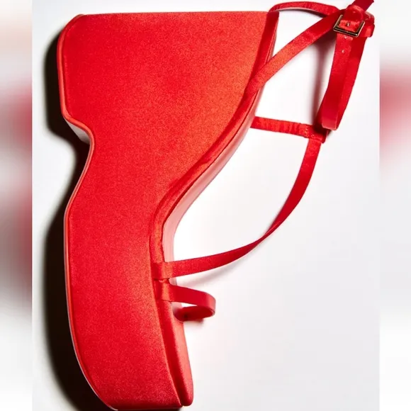 Zara CHUNKY SATIN STRAP WEDGE SANDALS  bloggers favorite