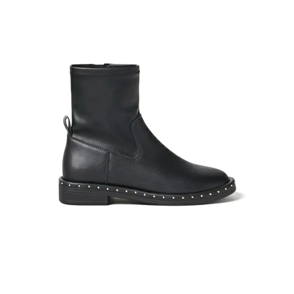 ZARA KIDS/ STUDDED CHELSEA ANKLE BOOTS bloggers favorite