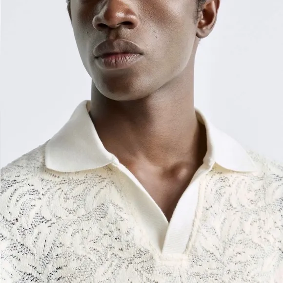 Zara Men’s NWT Jacquard textured floral lace, knit V-neck collard shirt -cream