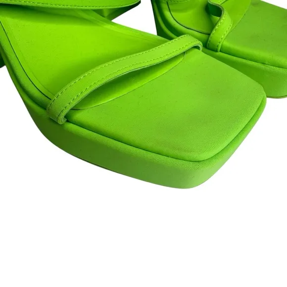 ZARA Neon Green Chunky Platform Strappy Sandals Heels US 8 EU 39 Block Pistachio