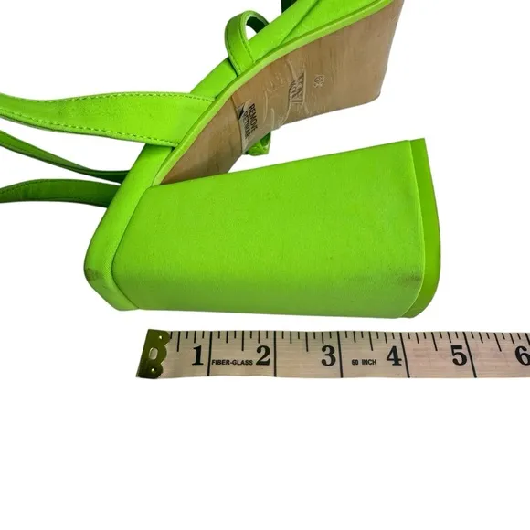 ZARA Neon Green Chunky Platform Strappy Sandals Heels US 8 EU 39 Block Pistachio