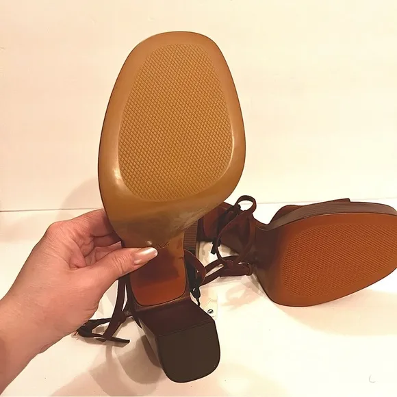 Zara (NWT) BROWN SUEDE PLATFORM SANDALS, sz 9