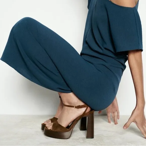 Zara (NWT) BROWN SUEDE PLATFORM SANDALS, sz 9