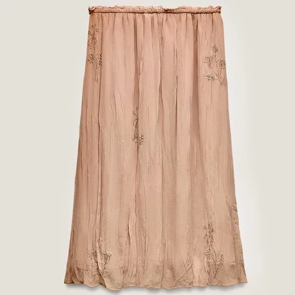 Zara NWT embroidered floral appliqués embellished flower mesh midi flowy skirt