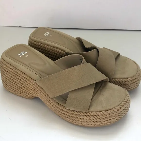 Zara rope wrapped crisscross platform sandals!