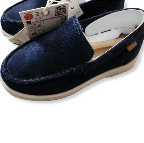Zara Suede Loafer Flats Navy With white rubber slip resistant sole toddler sz 8