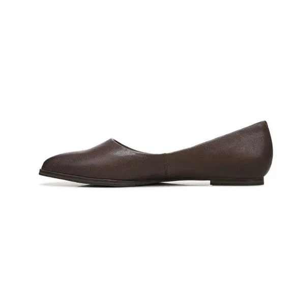 ZODIAC Women's Hill Pointed Toe Flats