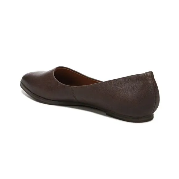 ZODIAC Women's Hill Pointed Toe Flats